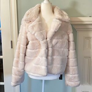 NWT Cream colored faux fur jacket